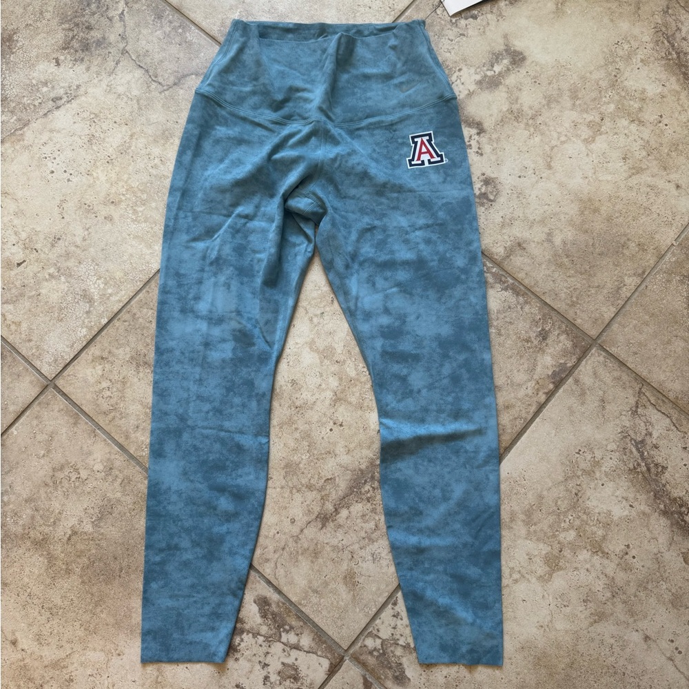 Nike Women's Blue Leggings